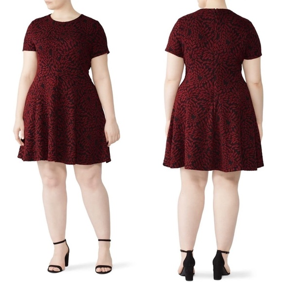 Slate & Willow Merlot Floral Dress - Picture 1 of 9